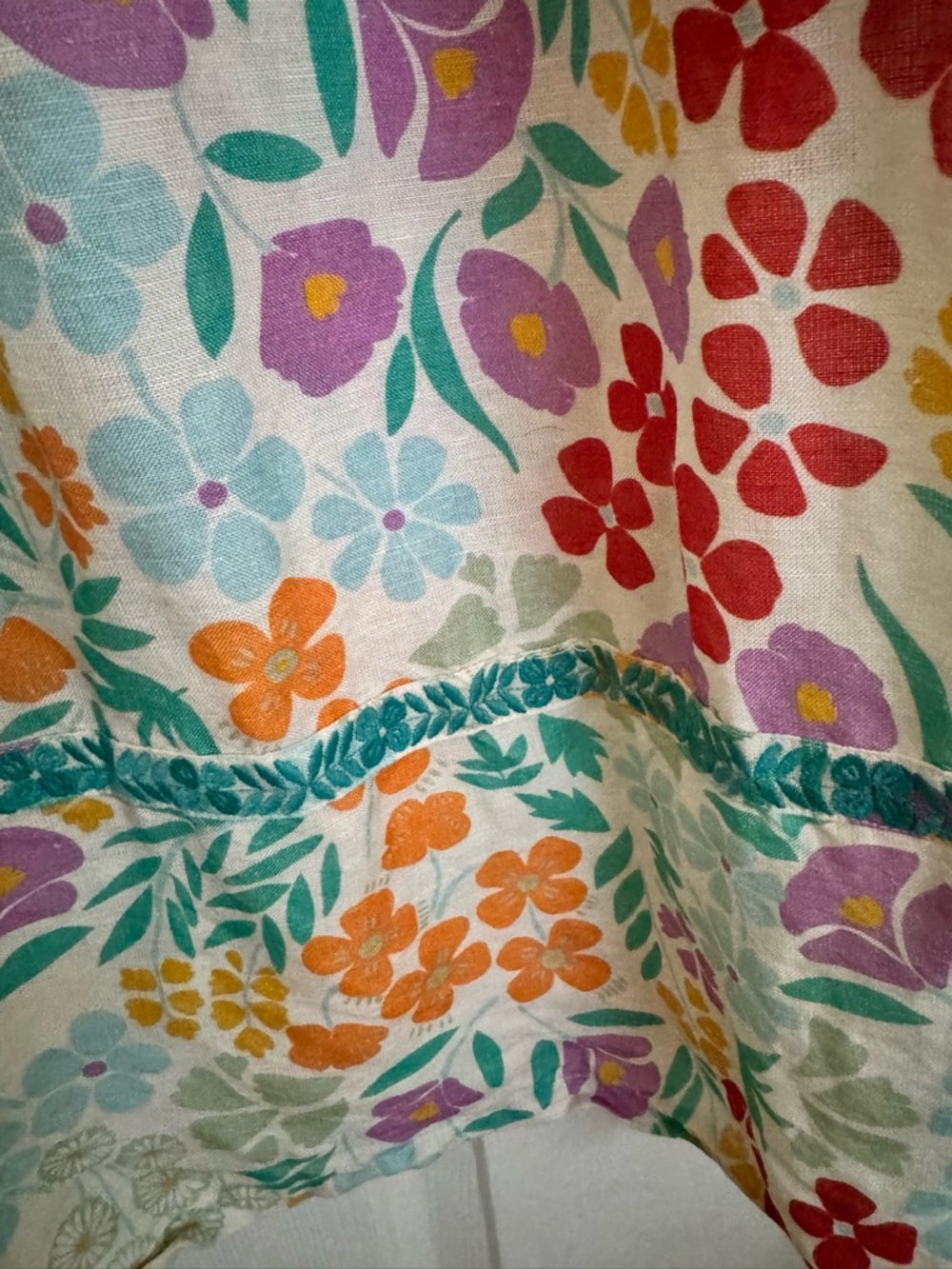 Gudrun Sjoden Floral Linen Blend Dress in White with Multicolor Flowers - Picture 3 of 6